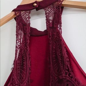 Lulu’s BodyCon, Lace-Back Cocktail Dress